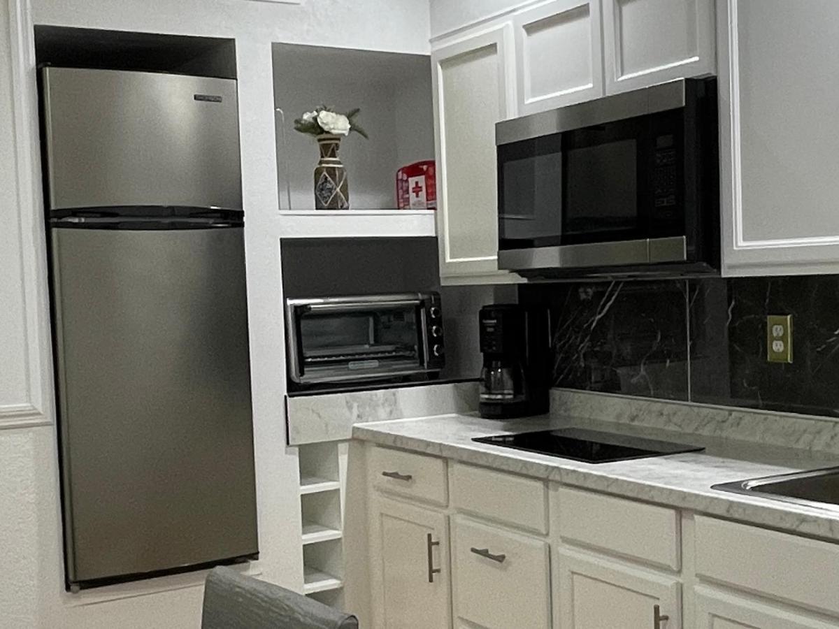 2 Bedroom Apartment Auburndale Εξωτερικό φωτογραφία